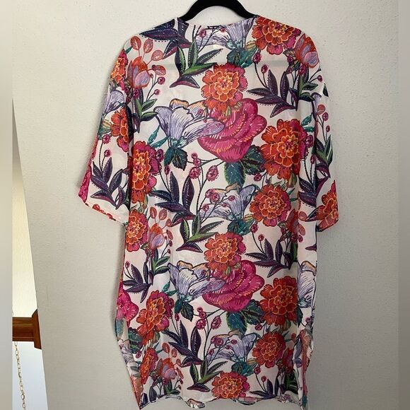 Grace & Emma Medium/Large Kimono Topper Floral Boho - Picture 5 of 7